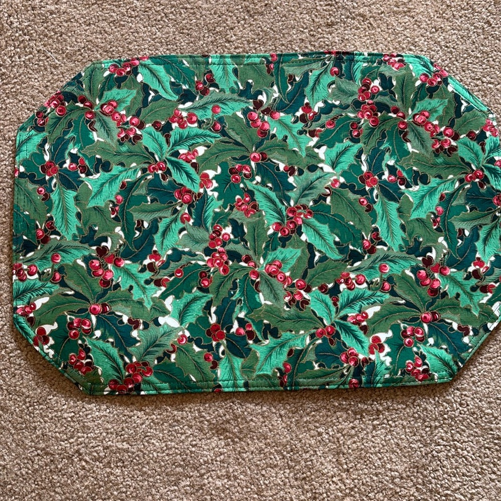 4 new never used Christmas placemats